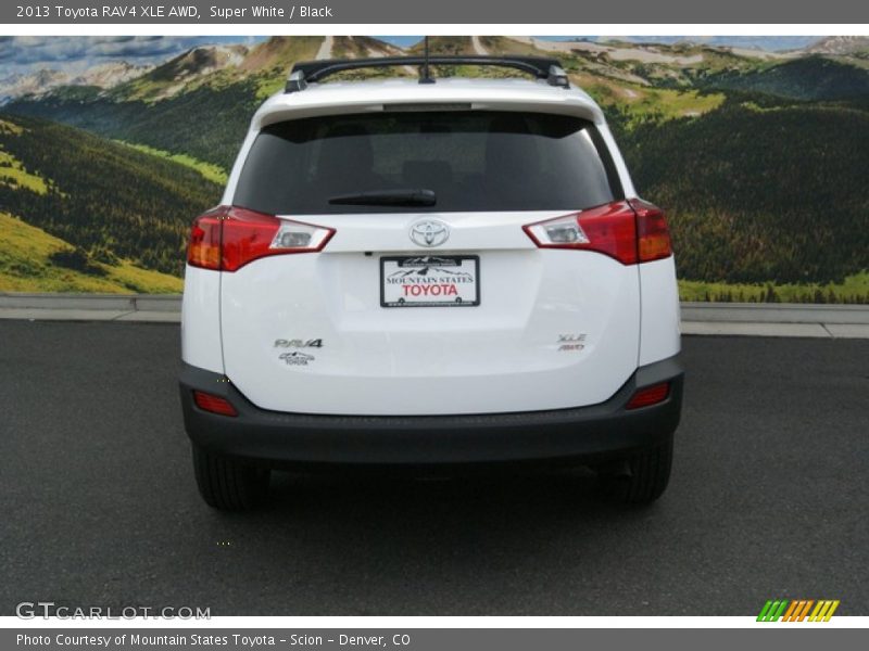 Super White / Black 2013 Toyota RAV4 XLE AWD
