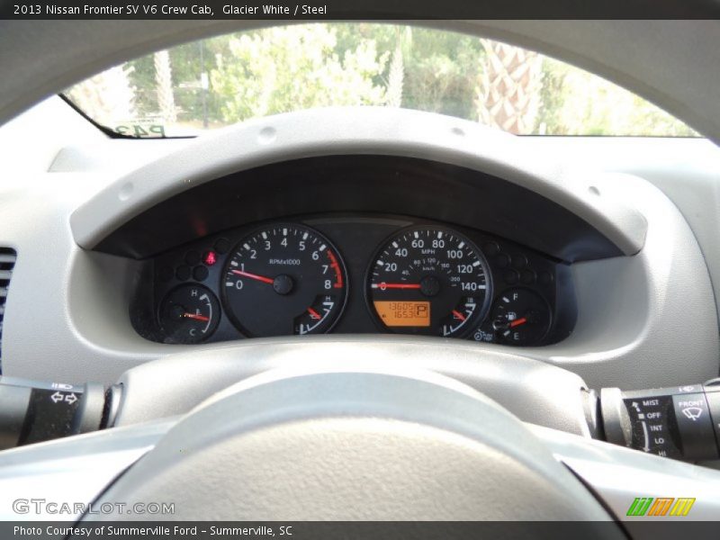 Glacier White / Steel 2013 Nissan Frontier SV V6 Crew Cab