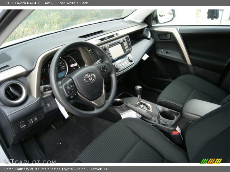 Super White / Black 2013 Toyota RAV4 XLE AWD