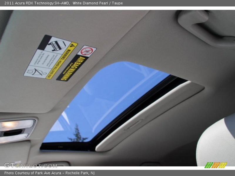 White Diamond Pearl / Taupe 2011 Acura RDX Technology SH-AWD