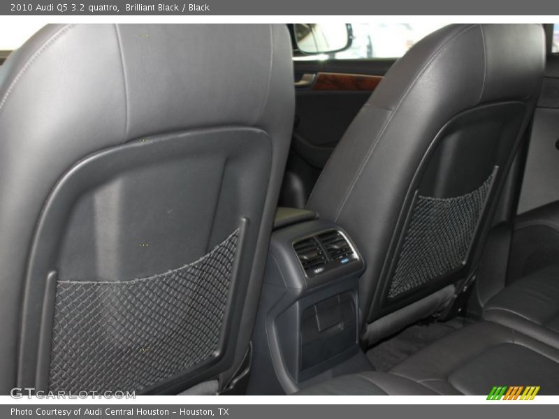 Brilliant Black / Black 2010 Audi Q5 3.2 quattro
