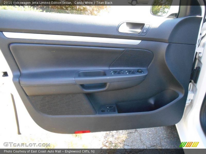 Candy White / Titan Black 2010 Volkswagen Jetta Limited Edition Sedan