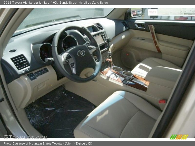 Sandy Beach Metallic / Sand Beige 2013 Toyota Highlander Limited 4WD