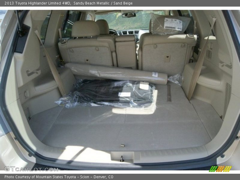 Sandy Beach Metallic / Sand Beige 2013 Toyota Highlander Limited 4WD