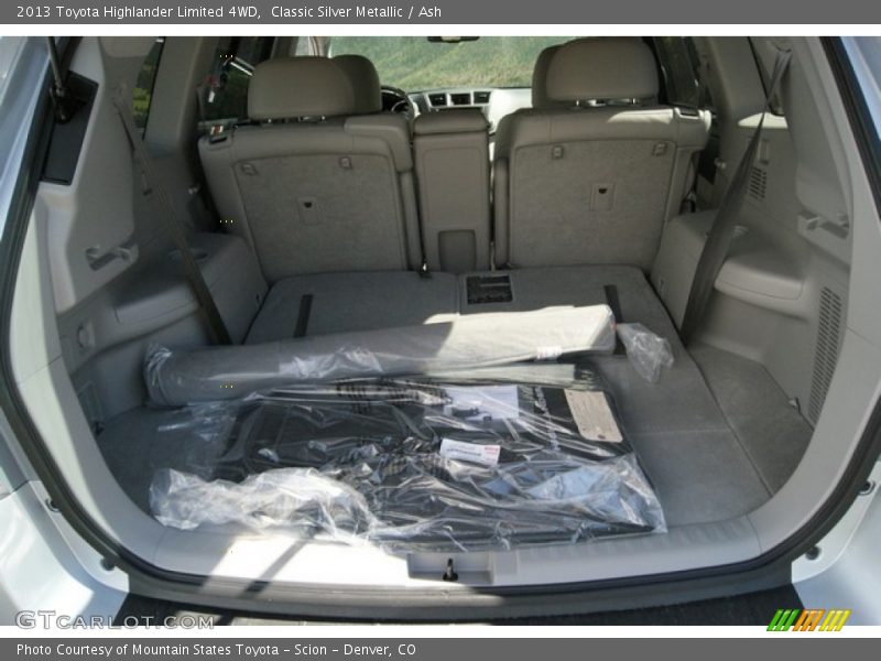 Classic Silver Metallic / Ash 2013 Toyota Highlander Limited 4WD