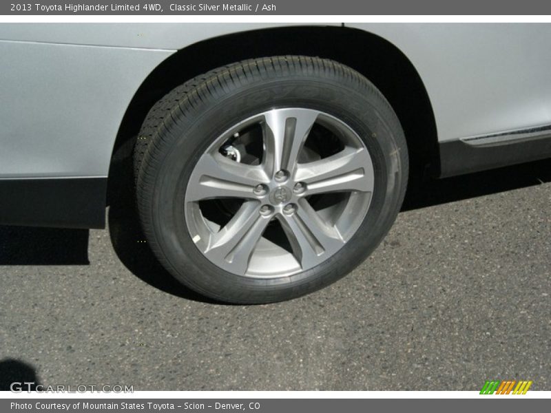Classic Silver Metallic / Ash 2013 Toyota Highlander Limited 4WD