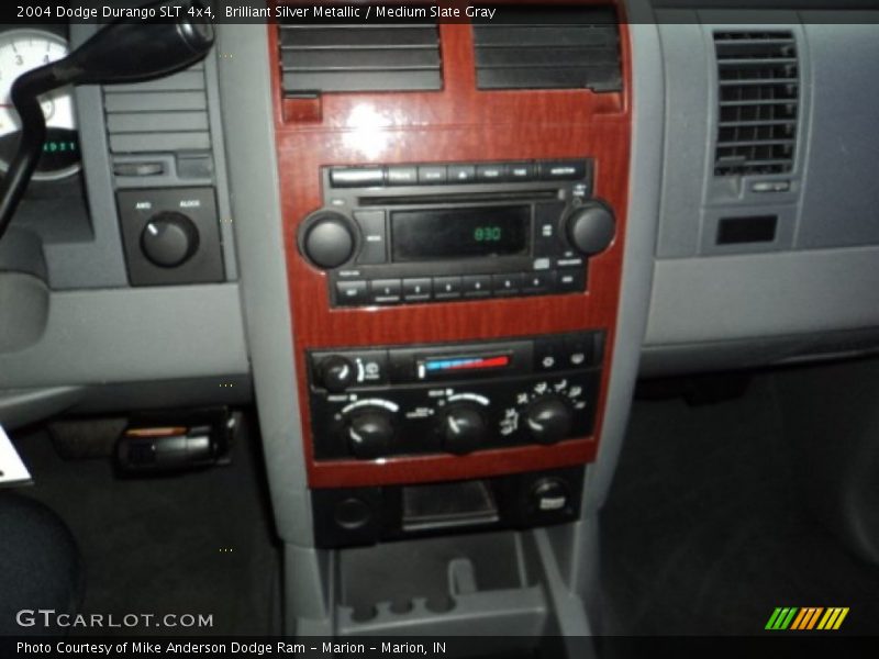 Brilliant Silver Metallic / Medium Slate Gray 2004 Dodge Durango SLT 4x4