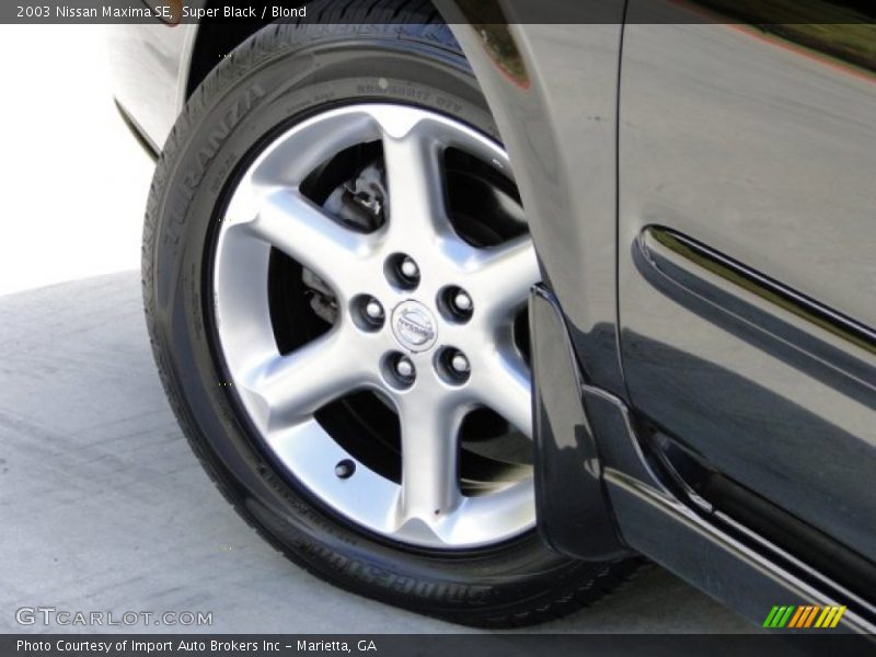 Super Black / Blond 2003 Nissan Maxima SE