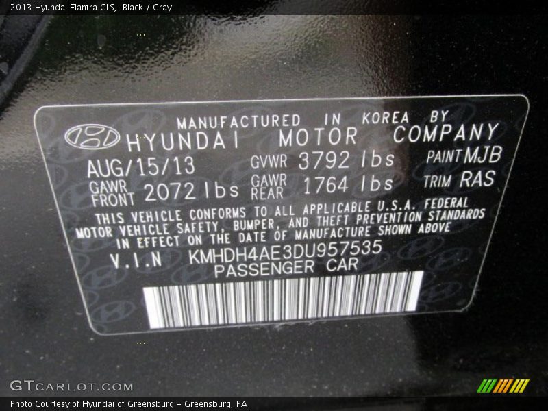 Black / Gray 2013 Hyundai Elantra GLS