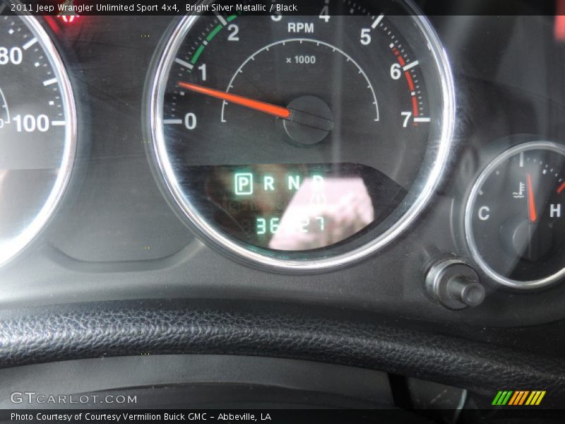 Bright Silver Metallic / Black 2011 Jeep Wrangler Unlimited Sport 4x4