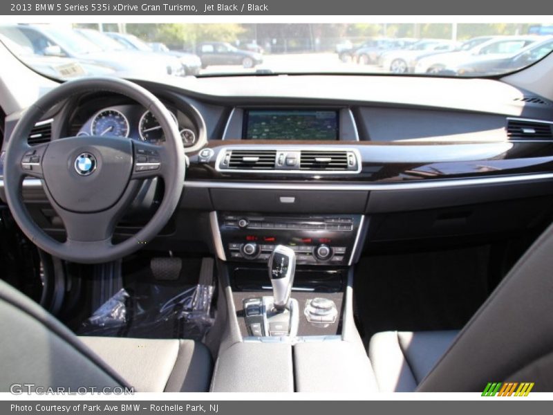 Jet Black / Black 2013 BMW 5 Series 535i xDrive Gran Turismo