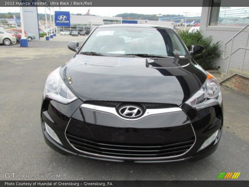 Ultra Black / Black/Red 2013 Hyundai Veloster