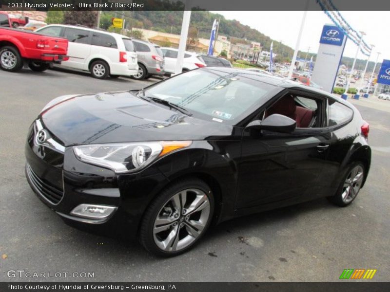 Ultra Black / Black/Red 2013 Hyundai Veloster