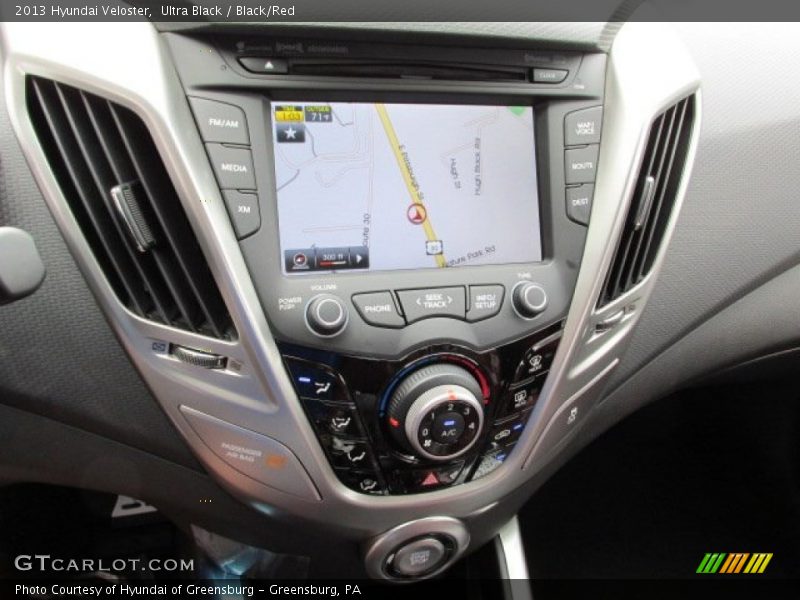 Ultra Black / Black/Red 2013 Hyundai Veloster