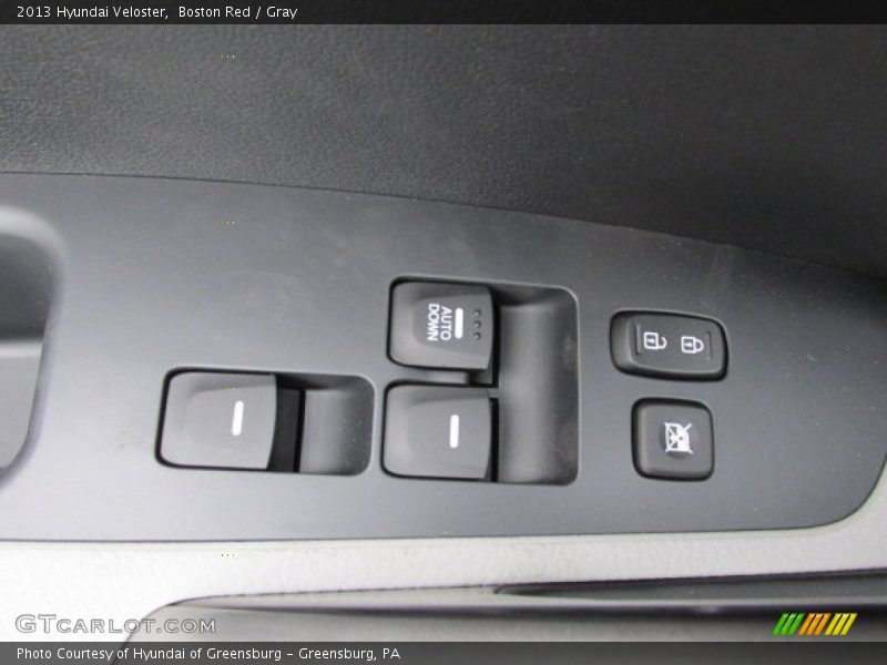 Boston Red / Gray 2013 Hyundai Veloster