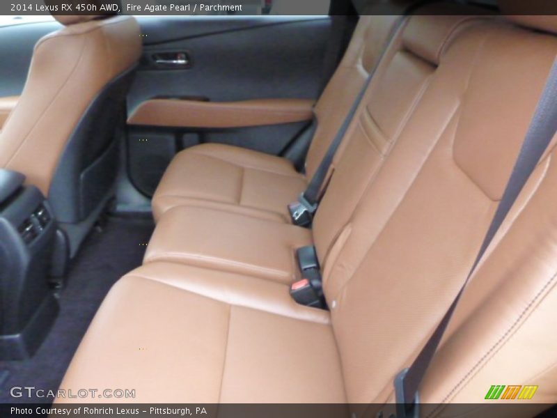 Rear Seat of 2014 RX 450h AWD