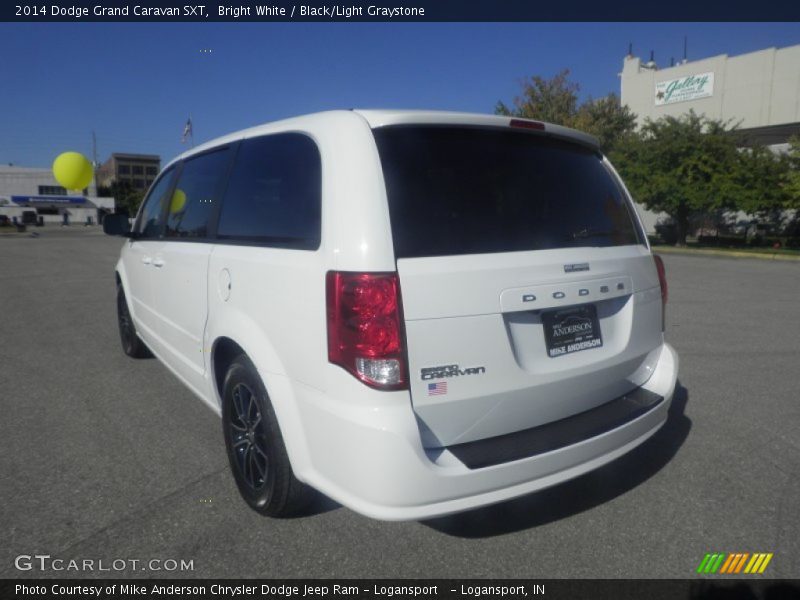 Bright White / Black/Light Graystone 2014 Dodge Grand Caravan SXT