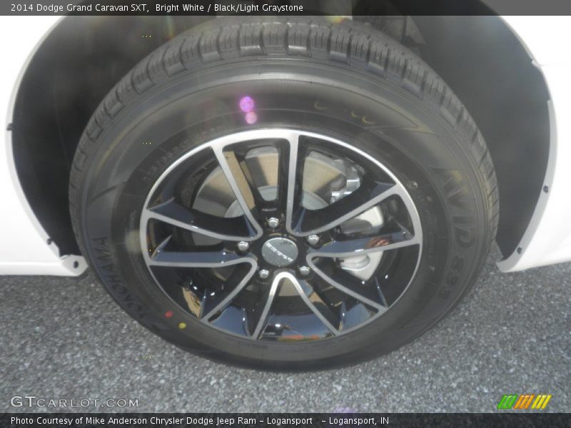 Bright White / Black/Light Graystone 2014 Dodge Grand Caravan SXT