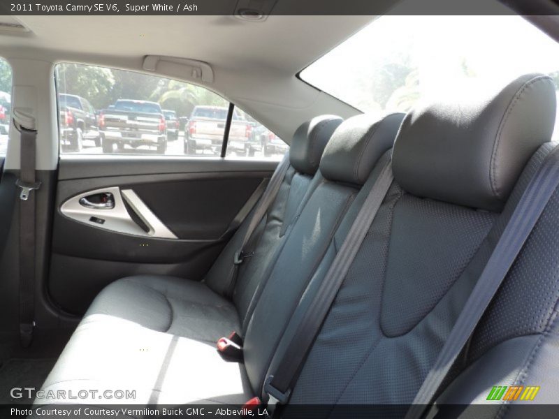 Super White / Ash 2011 Toyota Camry SE V6
