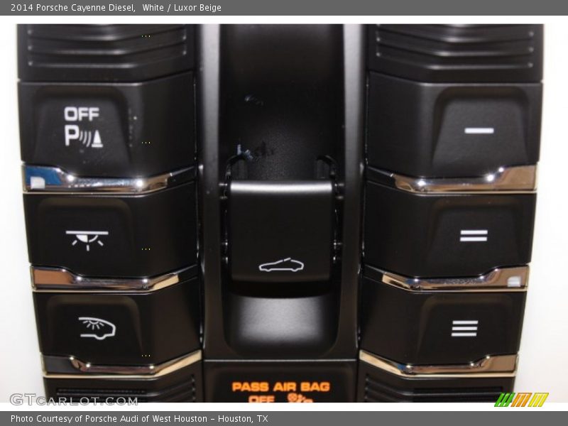 White / Luxor Beige 2014 Porsche Cayenne Diesel