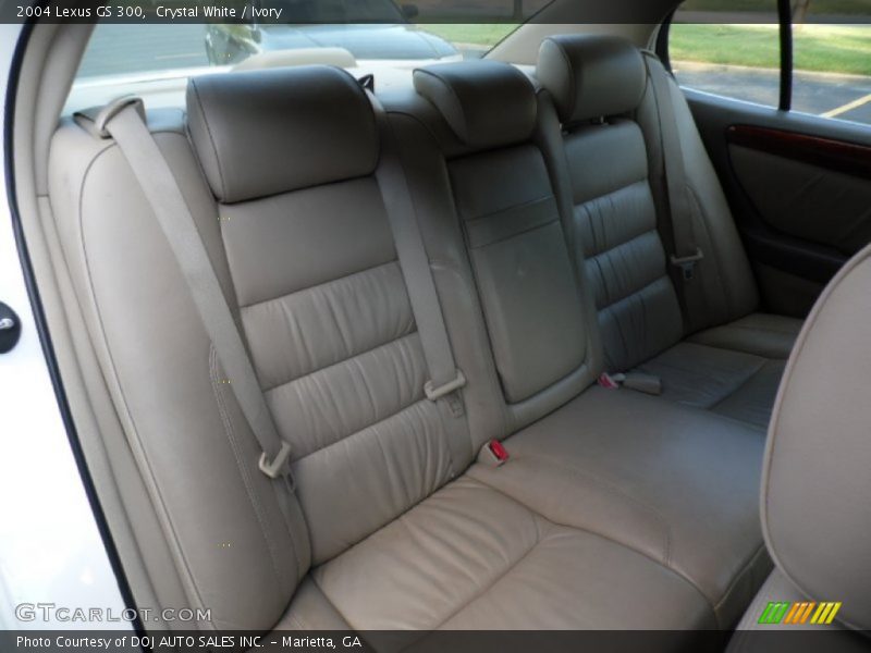 Crystal White / Ivory 2004 Lexus GS 300