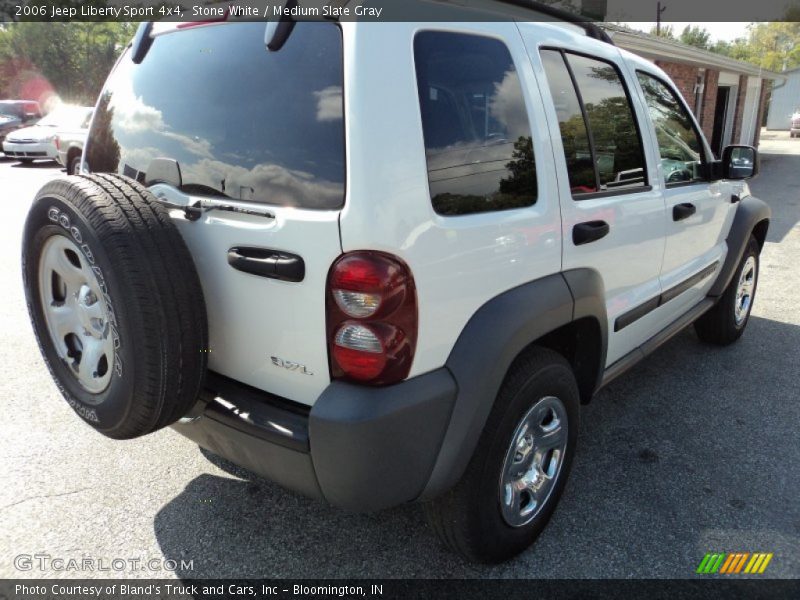 Stone White / Medium Slate Gray 2006 Jeep Liberty Sport 4x4