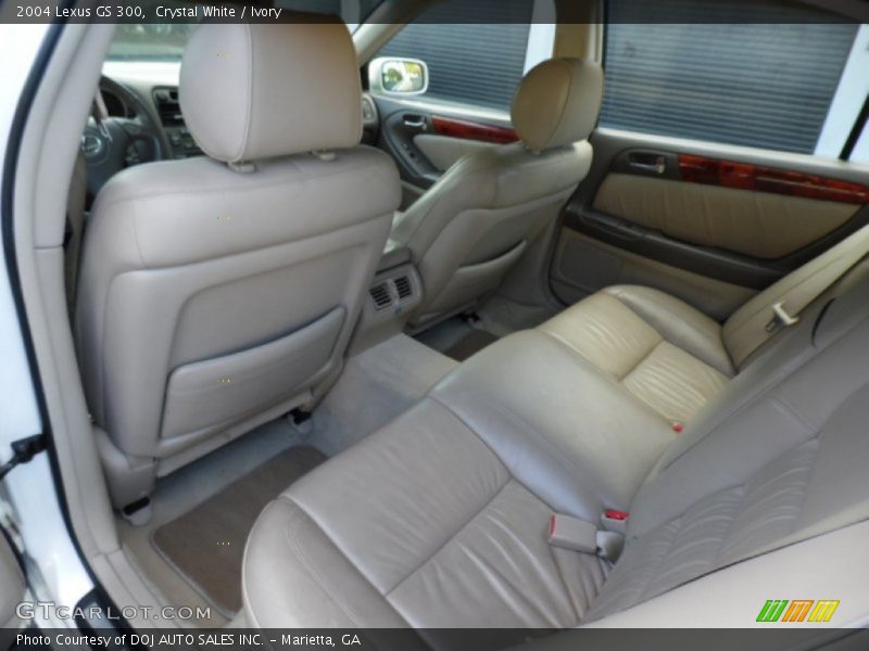 Crystal White / Ivory 2004 Lexus GS 300