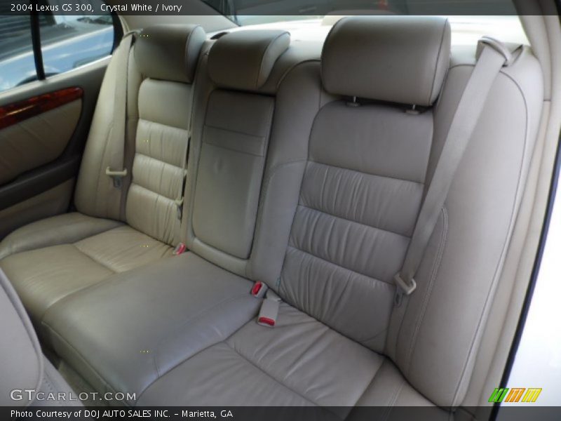 Crystal White / Ivory 2004 Lexus GS 300