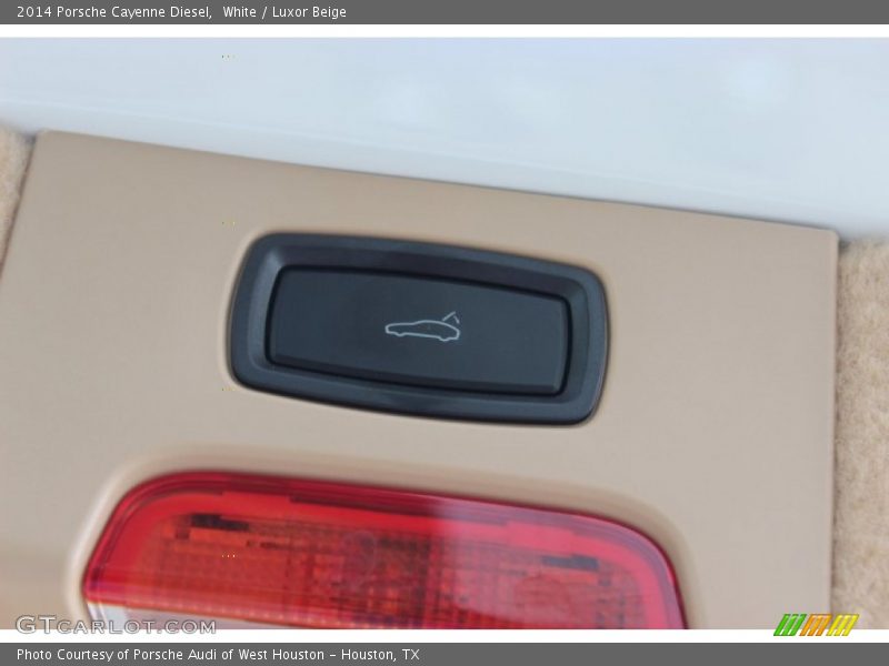 White / Luxor Beige 2014 Porsche Cayenne Diesel