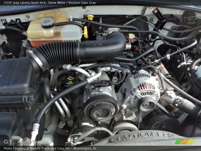 Stone White / Medium Slate Gray 2006 Jeep Liberty Sport 4x4