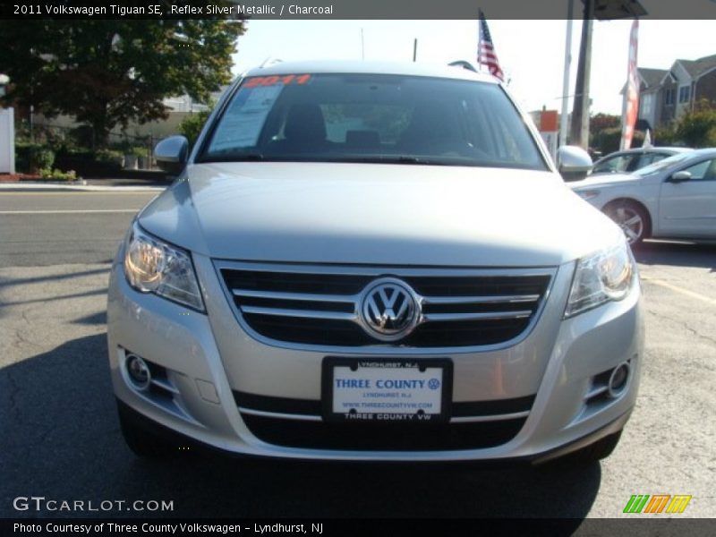 Reflex Silver Metallic / Charcoal 2011 Volkswagen Tiguan SE
