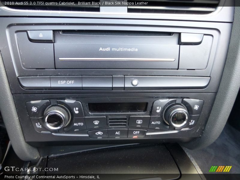 Controls of 2010 S5 3.0 TFSI quattro Cabriolet