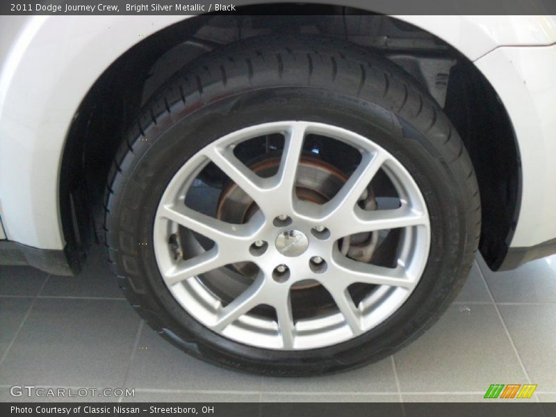 Bright Silver Metallic / Black 2011 Dodge Journey Crew