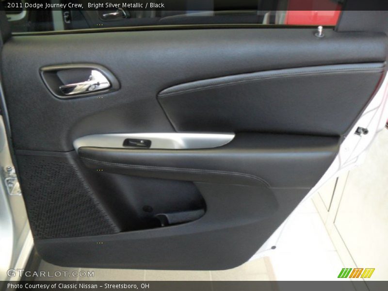 Bright Silver Metallic / Black 2011 Dodge Journey Crew