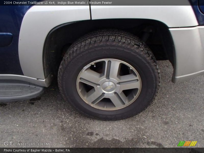 Indigo Blue Metallic / Medium Pewter 2004 Chevrolet TrailBlazer LS 4x4