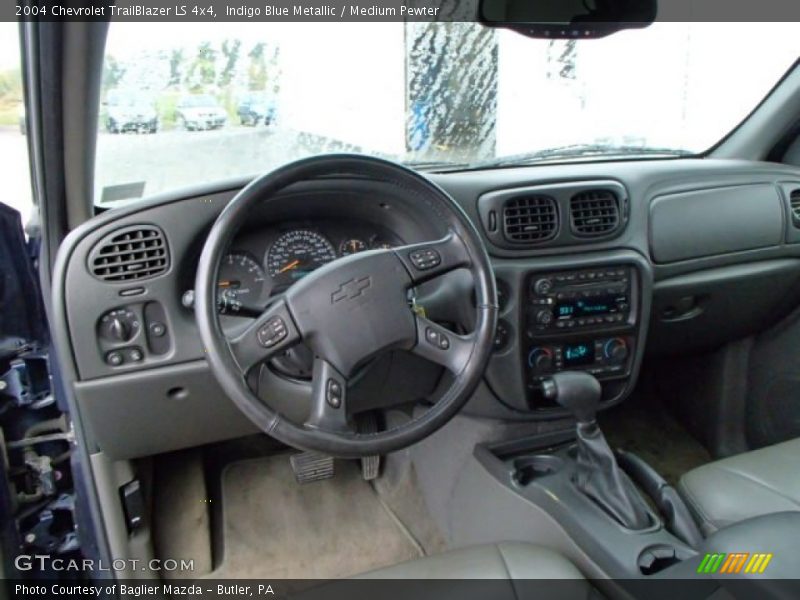 Indigo Blue Metallic / Medium Pewter 2004 Chevrolet TrailBlazer LS 4x4