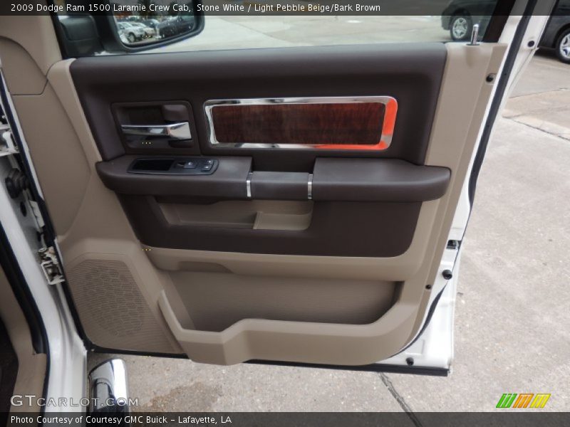 Stone White / Light Pebble Beige/Bark Brown 2009 Dodge Ram 1500 Laramie Crew Cab