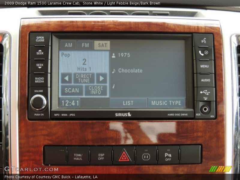 Stone White / Light Pebble Beige/Bark Brown 2009 Dodge Ram 1500 Laramie Crew Cab