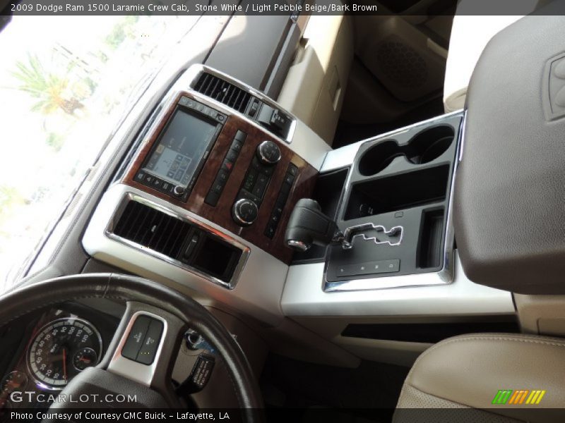 Stone White / Light Pebble Beige/Bark Brown 2009 Dodge Ram 1500 Laramie Crew Cab