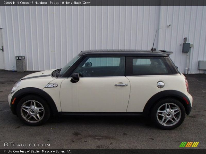 Pepper White / Black/Grey 2009 Mini Cooper S Hardtop