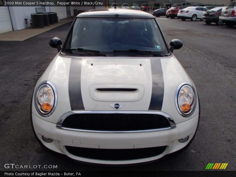Pepper White / Black/Grey 2009 Mini Cooper S Hardtop