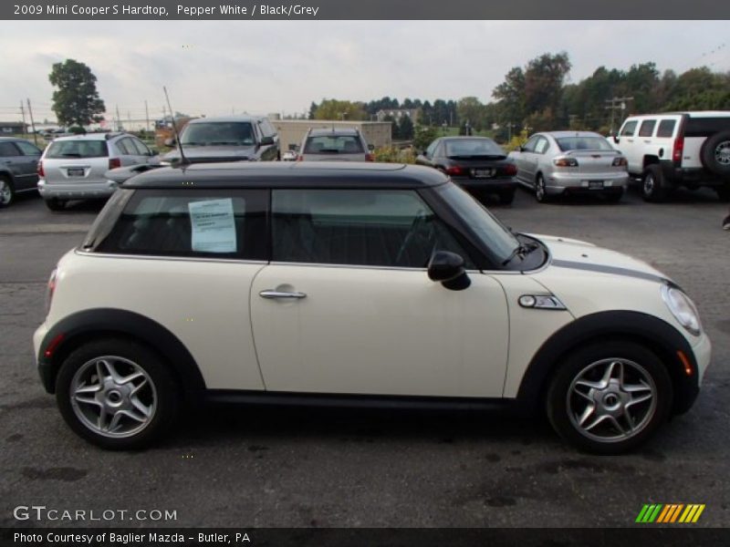 Pepper White / Black/Grey 2009 Mini Cooper S Hardtop