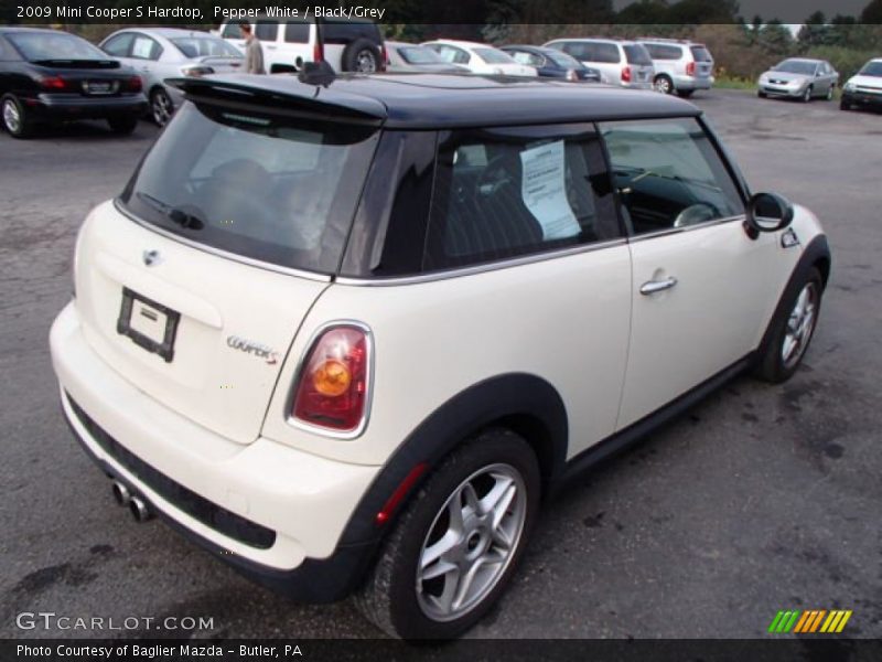 Pepper White / Black/Grey 2009 Mini Cooper S Hardtop