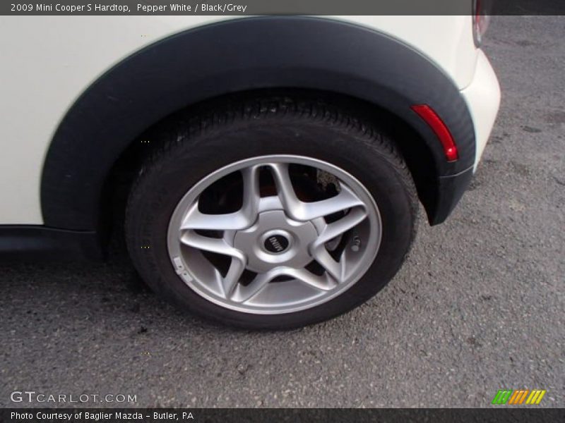 Pepper White / Black/Grey 2009 Mini Cooper S Hardtop