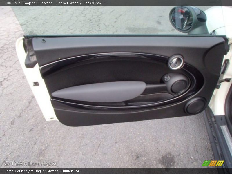 Pepper White / Black/Grey 2009 Mini Cooper S Hardtop
