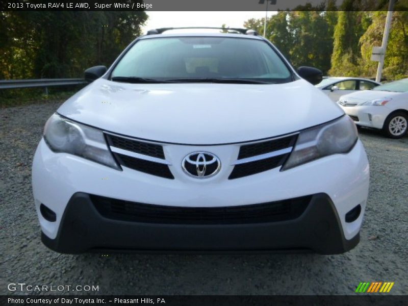 Super White / Beige 2013 Toyota RAV4 LE AWD