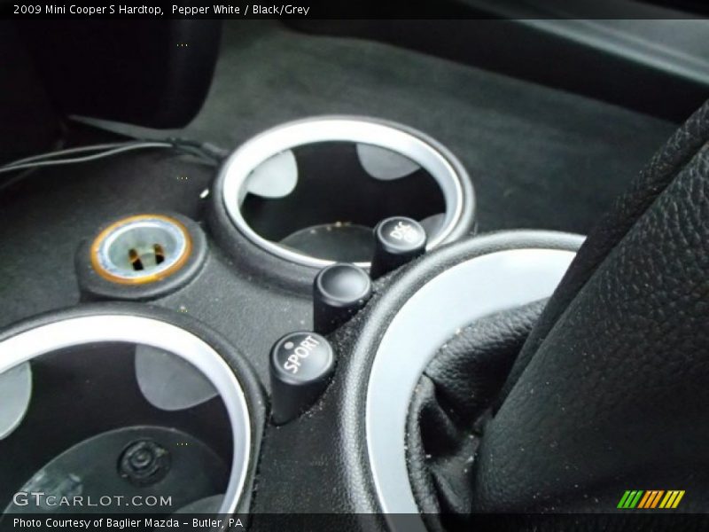 Pepper White / Black/Grey 2009 Mini Cooper S Hardtop