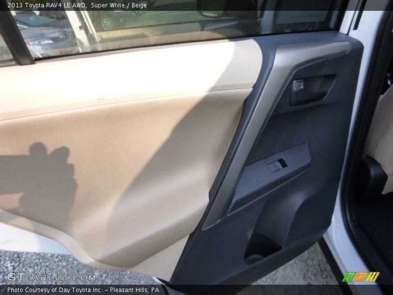 Super White / Beige 2013 Toyota RAV4 LE AWD