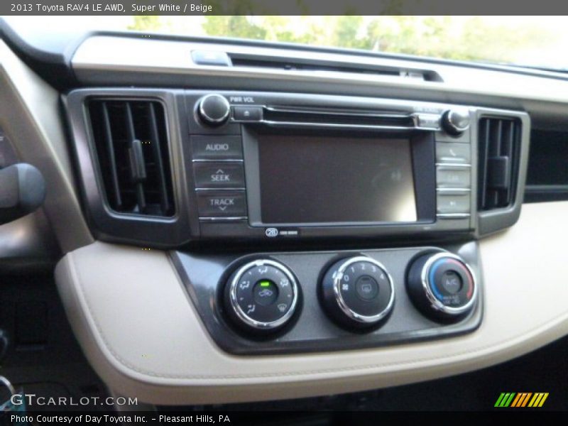 Super White / Beige 2013 Toyota RAV4 LE AWD