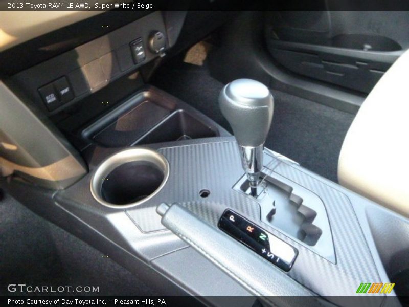 Super White / Beige 2013 Toyota RAV4 LE AWD